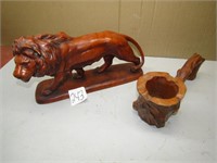 15" LION, HAND CARVED SMOKING PIPE ASH TRAY