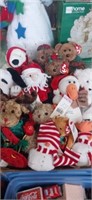 Lot with ty jingle beanies and Christmas plushies