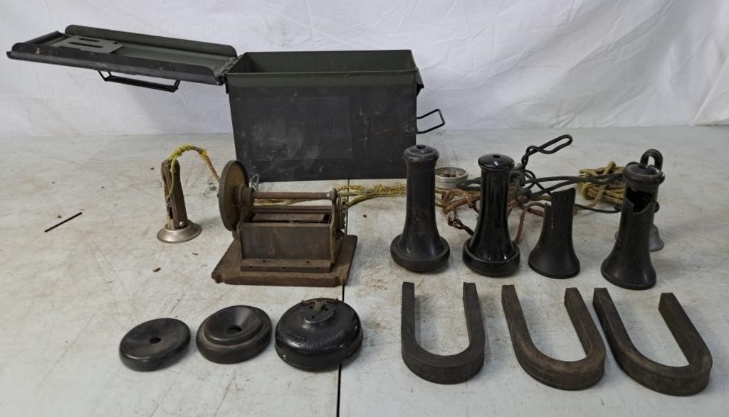 Military ammunitions box containing vintage