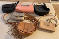 U - LOT OF 6 PURSES (L43)