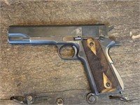 Essex Arms/Colt 1911 - .45auto
