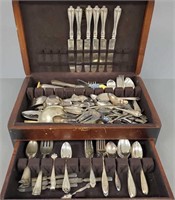 Group assorted silverplate flatware - assorted