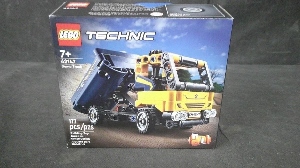 LEGO TECHNIC 42147 DUMP TRUCK, NIB
