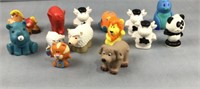 Plastic animal toy figurines