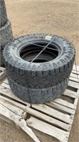 2 Tires 275/70R18