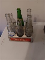 Vtg metal coca cola bottle carrier with 6 bottles