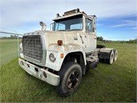 1979 Ford 9000