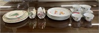 Christmas Commemorative Plates and Dinnerware