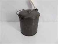 Small Primitive Canister / Lunch Pail