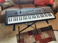 Yamaha PSR E253 Electric Keyboard w/ Stand