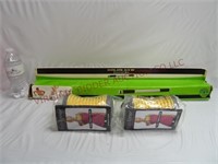 Gold's Gym Exercise Bar & (2) Top Toners