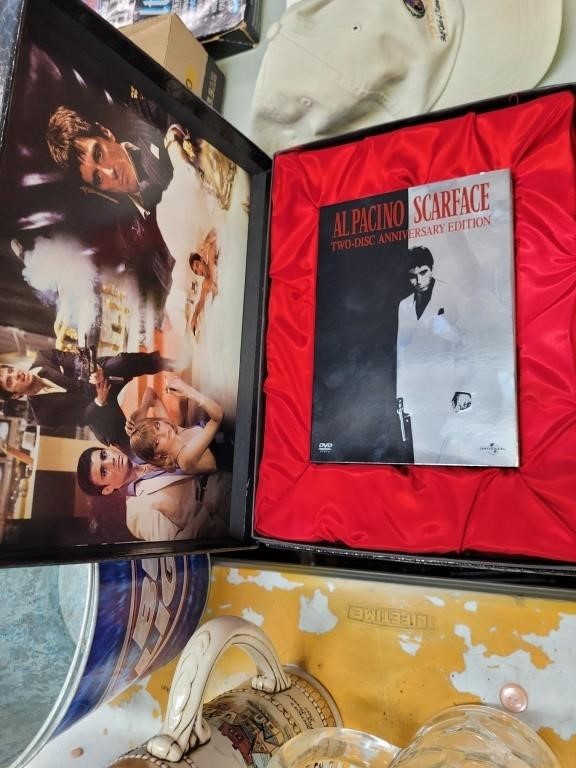 Al Pacino Scarface DVD set