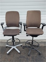 (2) Rolling Desk Chair's with Adjustable Height