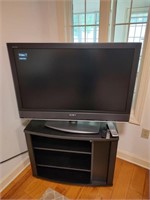Sony Bravia 40" TV & Stand - Read Details