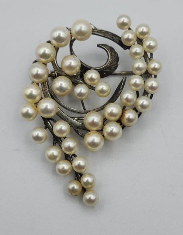 Sterling Silver Pearl Brooch Pin 21.3 G Tw