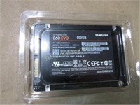 Samsung 860 EVO 500 GB solid state drive