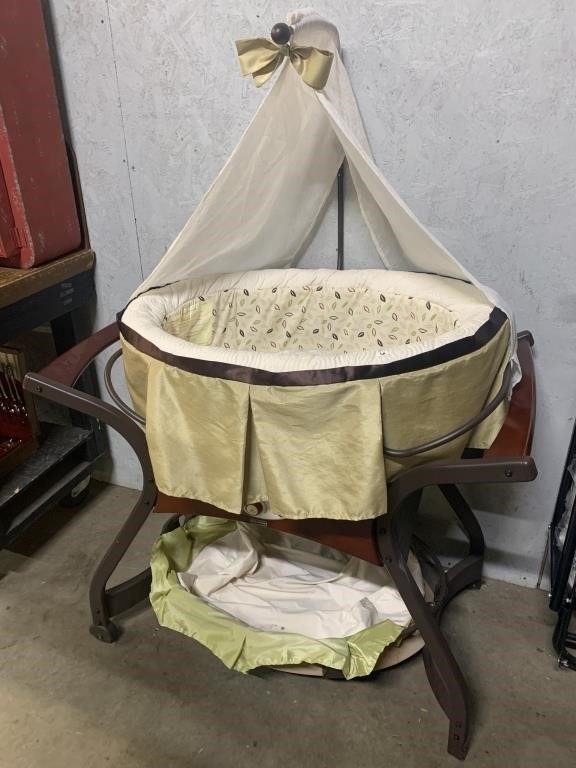 BABY BASSINET