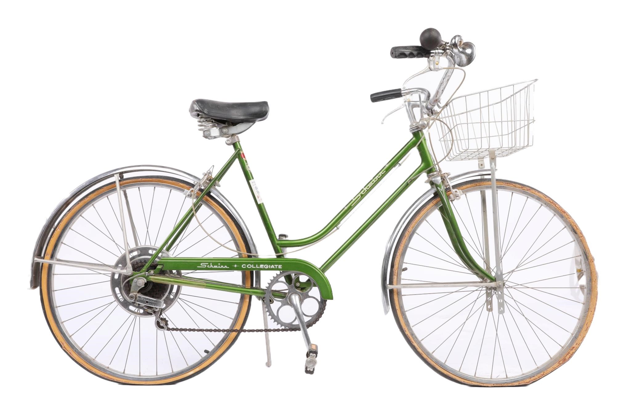 SCHWINN Collegiate Vintage Green Girl's Bicycle
