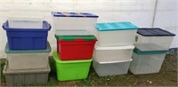 12 clean plastic tubs with lids