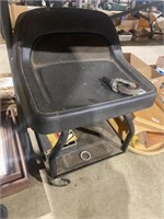 Mechanic chair