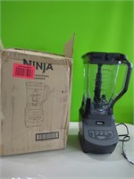 Ninja Professional Blender. Tested and Working