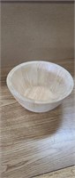 The cellar 7 in solid wood bowl