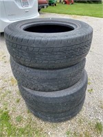 set 4 tire- 25% 255/65R18