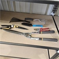 Garden Tools, Shears, More Outdoor Tools