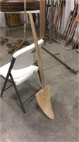Wood shovel