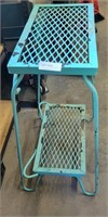 VTG. METAL SHELF / PLANT STAND