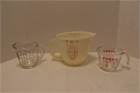 Pyrex measuring cups, measuring cups, cheese
