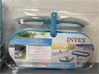 Intex 29057E Deluxe Pool Cleaning