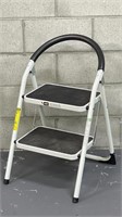 Foldable 2-Step Ladder