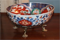 1870 Imari bowl with exquisite decoration blue