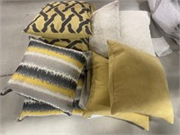 7 Asstd Throw Pillows