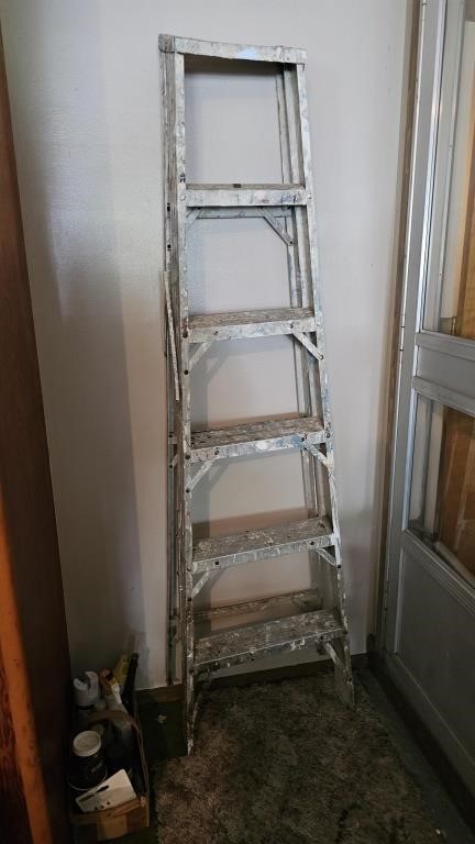 6 foot Aluminum Ladder