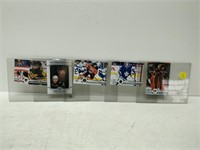 5 collector hockey cards in plastic