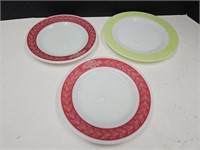 3 Vintage Pyrex Plates