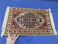 small mid-east wool rug & hanger - 16in x 25in