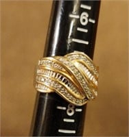 Size 7 Gold Toned Ring