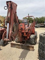 Ditch Witch 5110 Trencher/Backhoe Combo
