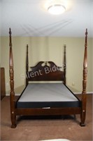 Bombay Four Poster Queen Bed