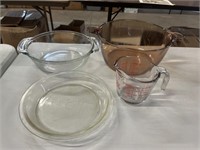 Various Anchor Ovenware, Dutch Oven & Pyrex