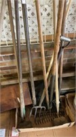 Garden tools & digging bars