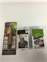(FINAL SALE) ASSORTED KITCHEN ITEMS