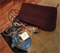 Rug and Cord Lot