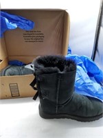 Ugg black boots size 7