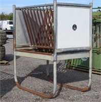 MD Enterprise Hay Feeder