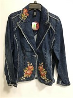 New with tags embroidered Kikit jeans jacket