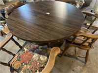 Kitchen Table and 4 Chairs   BA-82